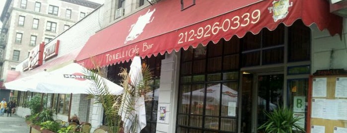 Tonelli Cafe & Bar is one of Locais salvos de TheFatAppleNYC.com.
