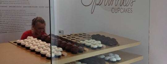 Sprinkles Beverly Hills Cupcakes is one of Mis lugares más queridos !.