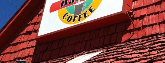 Hazel's Gourmet Coffee and Tea is one of Tempat yang Disukai Evan.