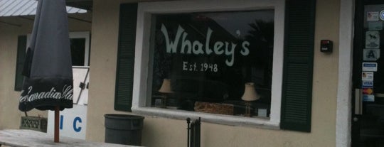 Whaley's Bar and Restaurant is one of สถานที่ที่บันทึกไว้ของ Jackey.