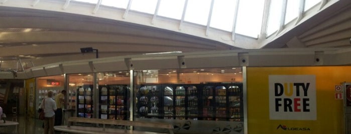 Bilbao Duty Free is one of Murat’s Liked Places.
