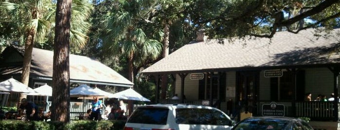 Harbour Town Bakery And Cafe is one of Hilton Head !.