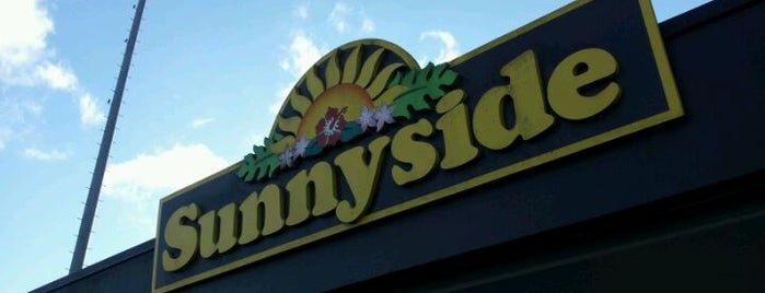 Sunny Side Bakery is one of สถานที่ที่บันทึกไว้ของ Kim.