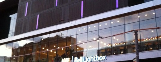 TIFF Bell Lightbox is one of À faire à Toronto.