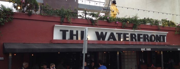 The Waterfront Bar & Grill is one of Tempat yang Disimpan Tyler.