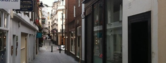 Paul Smith Sale Shop is one of London.