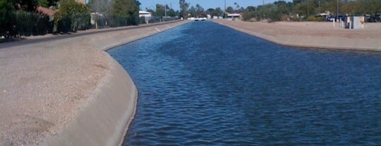 Tempe Canal is one of PHX Parks in The Valley.