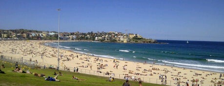 Bondi Beach is one of Itens feitos!.