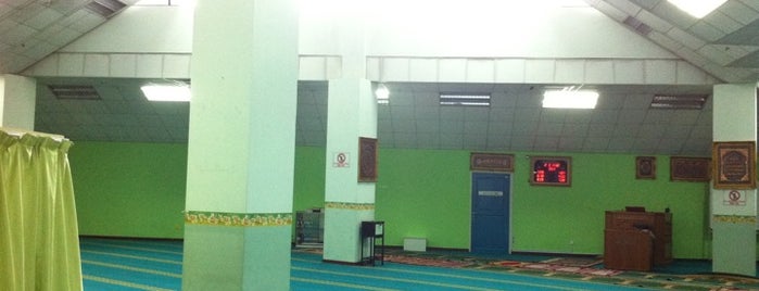 Surau Ibnu Sina is one of Masjid & Surau.
