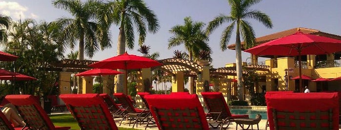 Wave Poolside @ PGA National Resort & Spa is one of Orte, die Becky Wilson gefallen.