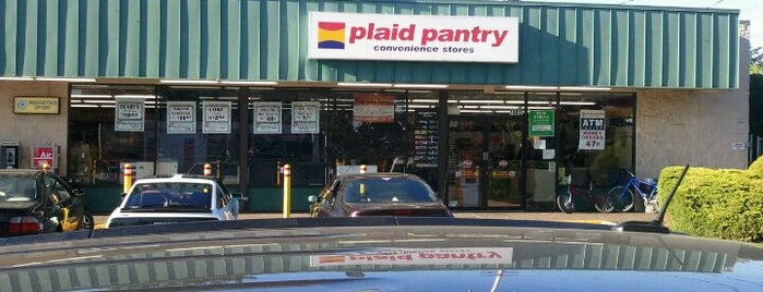 Plaid Pantry is one of สถานที่ที่ Jim ถูกใจ.