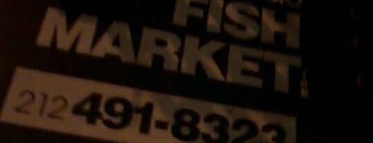 Famous Fish Market is one of NYC's Harlem.