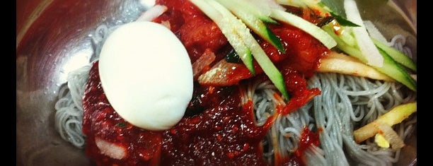 함흥냉면 is one of Seoul Food List.