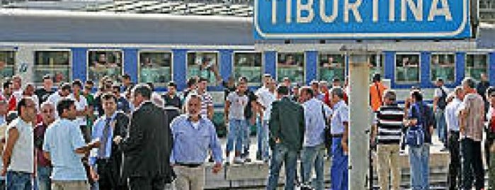 Stazione Roma Tiburtina is one of Linea FR1 - Orte/Roma/Fiumicino.