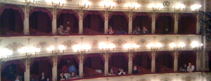 Teatro Rossini is one of Se vieni a Pesaro.