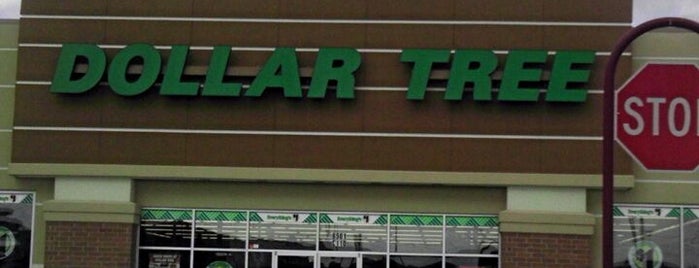 Dollar Tree is one of Velmaさんのお気に入りスポット.
