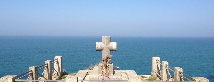 Tombe de Châteaubriand is one of Lugares favoritos de eric.