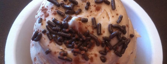 Gigi's Cupcakes of Marietta, GA is one of Posti che sono piaciuti a Ashley.