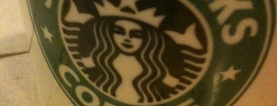 Starbucks is one of What's nearby/in Swissôtel the Stamford?.