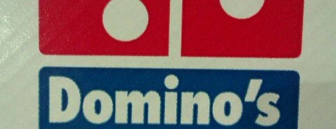 Domino's Pizza is one of Comida rápida.