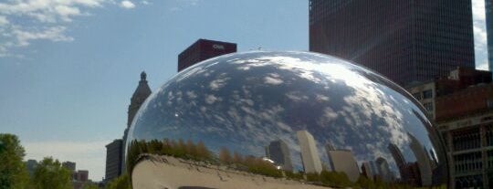 Cloud Gate by Anish Kapoor (2004) is one of Two days in Chicago, IL.