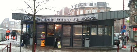 Frituur De Spiegel / Friterie du Miroir is one of Best french fries in Brussels.