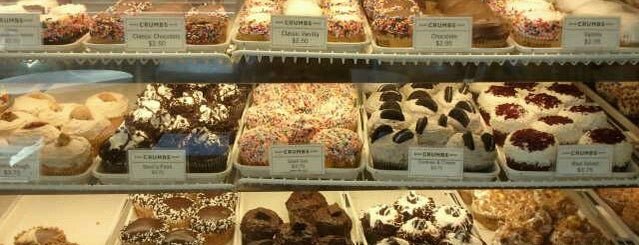 Crumbs Bake Shop is one of Locals.