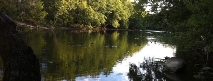 Holliday Park is one of Indianapolis City Parks.