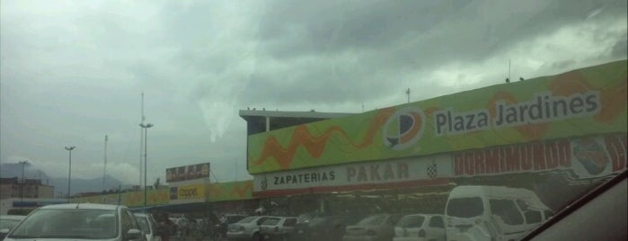 Comercial Mexicana is one of Angeles : понравившиеся места.
