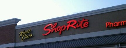 ShopRite of Lawrenceville is one of Julieさんのお気に入りスポット.