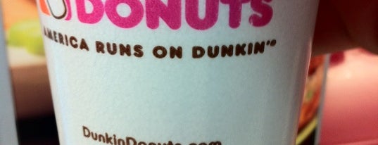 Dunkin' is one of Gunsserさんのお気に入りスポット.