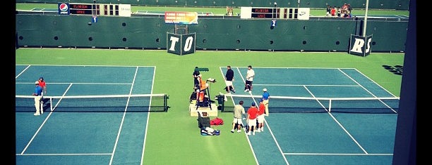 Linder Stadium At Ring Tennis Complex is one of UF Traditions.