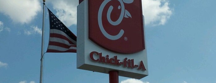 Chick-fil-A is one of Orte, die Gil gefallen.