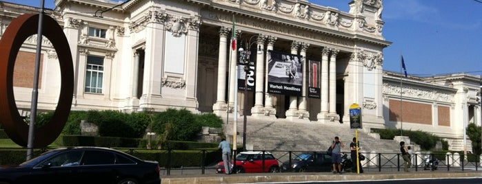 Galleria Nazionale d'Arte Moderna is one of Holiday in Roma.