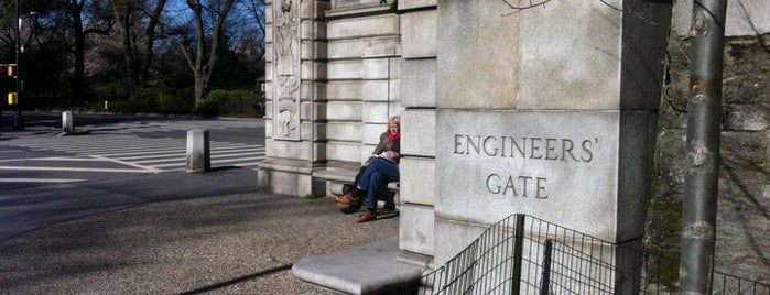 Engineers' Gate is one of Central Park🗽.