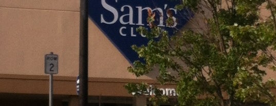 Sam's Club is one of Tempat yang Disukai Aubrey Ramon.