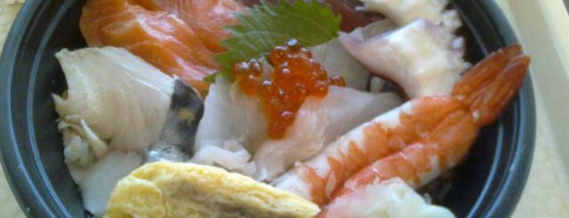 Taro's Fish is one of Toronto x I sea food, I eat it.