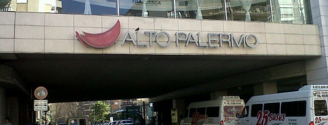 Alto Palermo Shopping is one of He estado aqui.