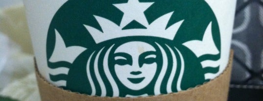 Starbucks is one of Orte, die Rosana gefallen.