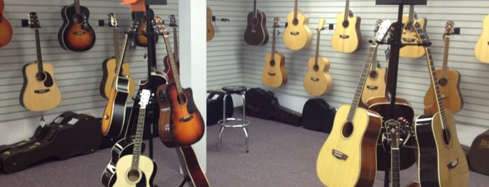 The Musician's Den is one of Evansville, IN - Businesses.