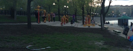 Детская площадка в Шеффилдском сквере is one of MIX.