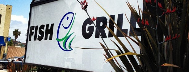 Long Beach Fish Grill is one of Locais salvos de Ike.