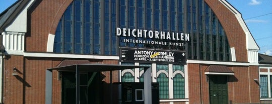Deichtorhallen is one of Hamburg.