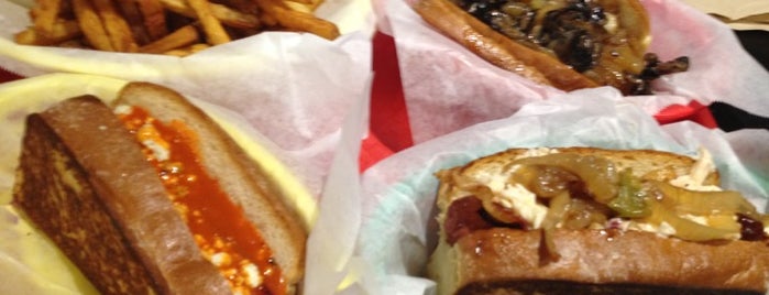 Cori's DogHouse is one of Nashville.
