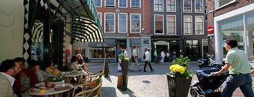Denneweg is one of Den Haag.