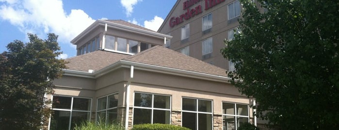 Hilton Garden Inn is one of Brad'ın Beğendiği Mekanlar.