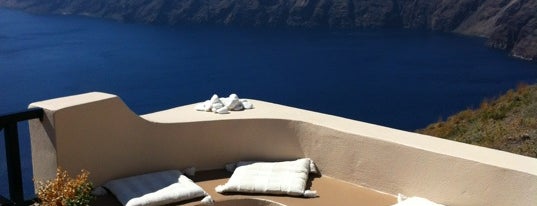 Afroessa Hotel is one of Santorini hotels.