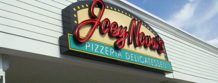 Joey Nova's Pizzeria And Grilled Subs is one of Lugares favoritos de Malorie.