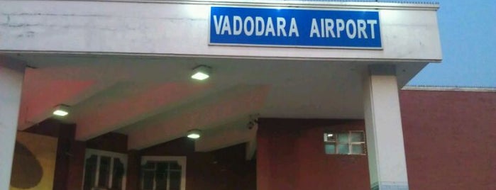 Vadodara Airport (BDQ) is one of Aeroporto.