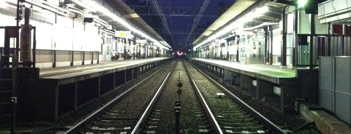 Daitabashi Station (KO05) is one of 京王線 (Keio Line).